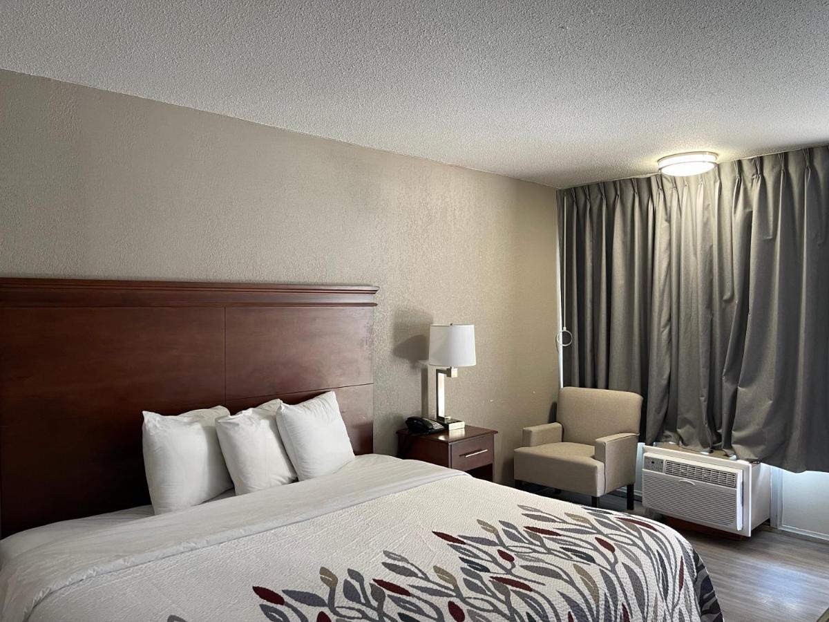 Red Roof Inn Лаграндж Экстерьер фото