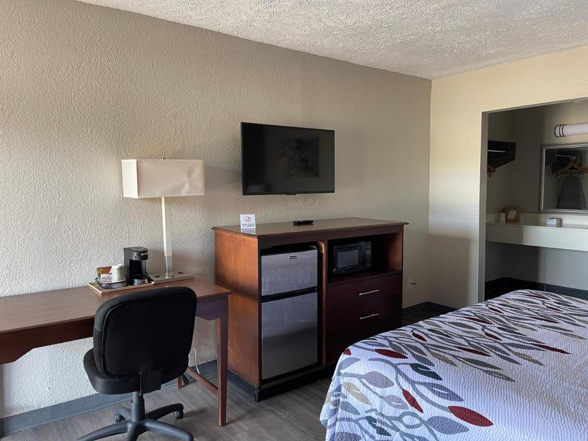 Red Roof Inn Лаграндж Экстерьер фото
